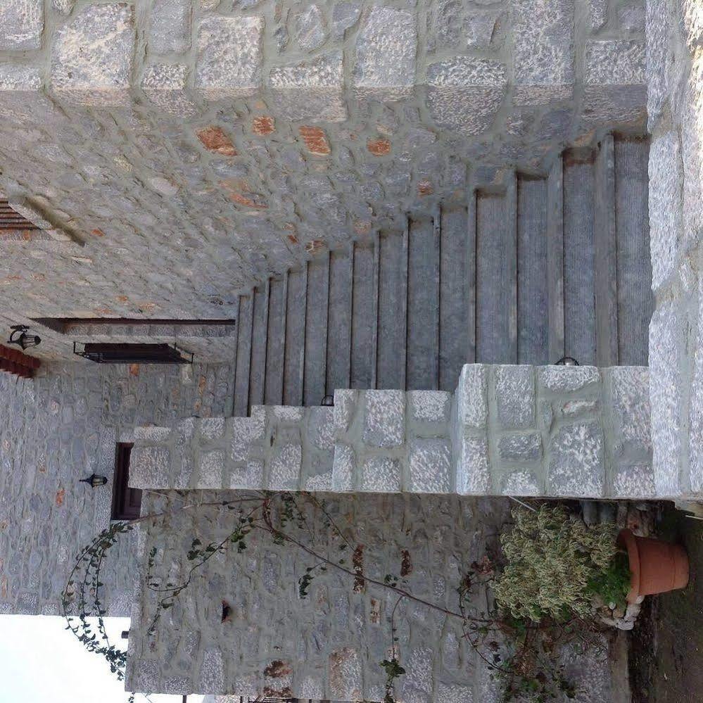 Las - Giannakakoy Traditional Stone Houses Néon Oítilon 외부 사진